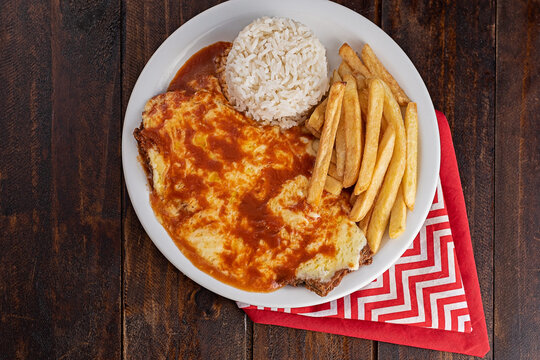 Refei&ccedil;&atilde;o - Prato Feito - Parmegiana, arroz e batata frita