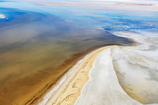 aerial view of water in Lake Eyre - Kati Thanda
