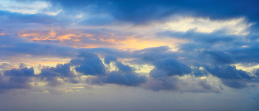 Fototapeta Clouds on sky at sunset