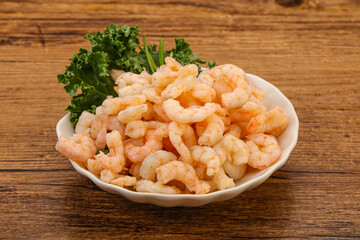 Small unshelled shrimps in the bowl