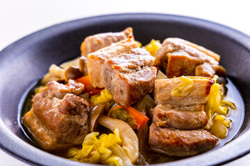 豚バラ肉とキャベツの煮込み