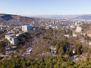 Obraz premium Aerial view of Kislovodsk with narzan gallery in sunny day, heath and ecological resotrt in Russia near Caucasus mountains