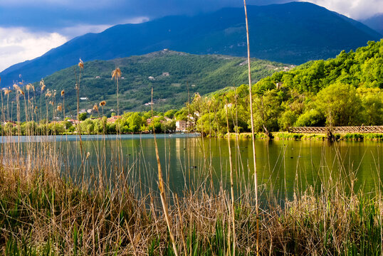 Posta Fibreno lake: view of Carpello quarter