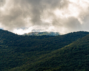Obraz premium clouds over the mountains
