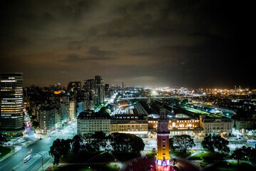 Naklejka premium Buenos Aires de noche