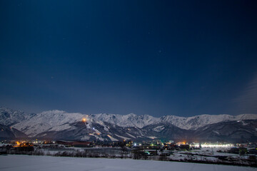 Fototapeta premium snow covered mountains