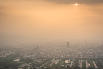 Naklejka premium buildings in the mist
