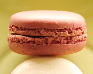 pink macaron 