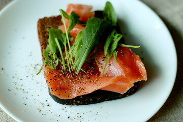 Bread with salmon and herbs