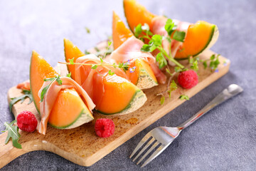 melon with prosciutto ham and basil