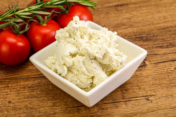 Soft cream cheese with herbs