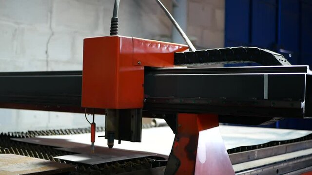 Plasma cutting machine preparation for work in an industrial plant