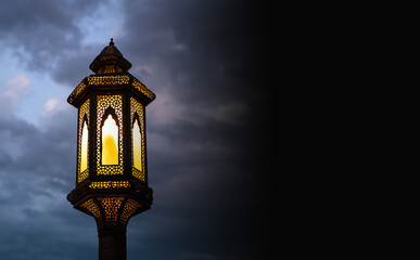 Fototapeta na wymiar Eid al fitr and Ramadan concept with traditional arab lamp.