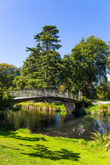 Fototapeta premium Picturesque bridge over river