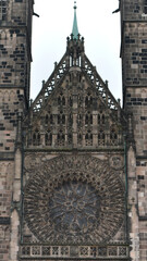 Fototapeta na wymiar The Gothic Lorenzkirche St. Laurence church . It is one of the most important buildings in Nuremberg