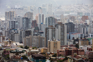 Fototapeta premium Dense populated area in Valparaíso