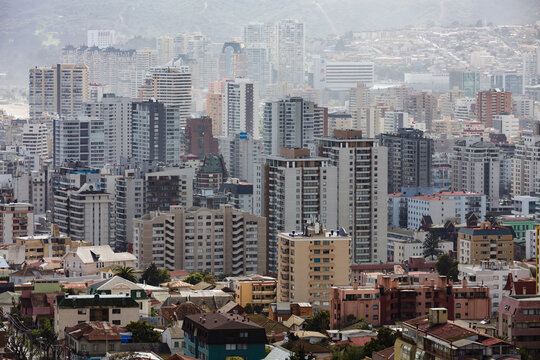 Dense populated area in Valparaíso