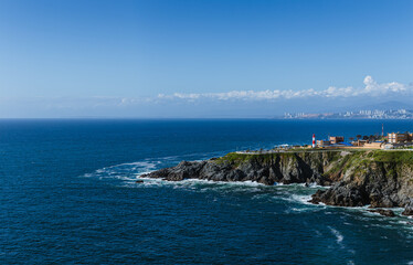 Fototapeta na wymiar View of the Punta Angeles Lighthouse and the horizon