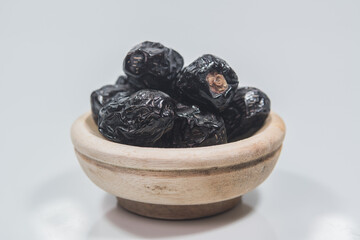 Ajwa dates is a soft dry variety of date fruit from Saudi Arabia. It is cultivated at Madina Tayyiba. A delightful, soft and fruity dates with fine texture. The Prophet’s favorite dates.