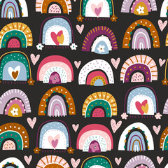 Kinderachtig naadloos patroon met abstracte hand getrokken regenbogen, bloemen en harten. Trendy kinderen vector achtergrond.