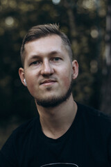 Fototapeta premium portrait of a man in the woods