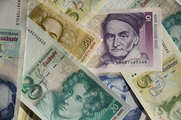 verschiedene mark scheine collage