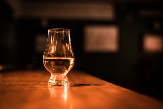 Close up shot a Glencairn whisky glass