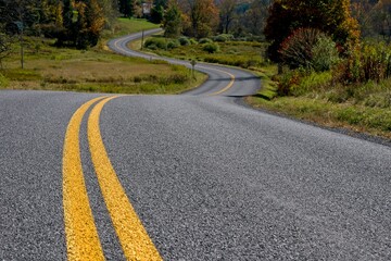 Windy road in Delaware County NY © Bennekom