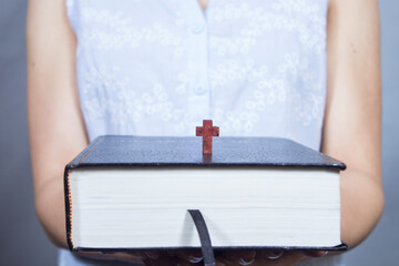 girl reading the bible