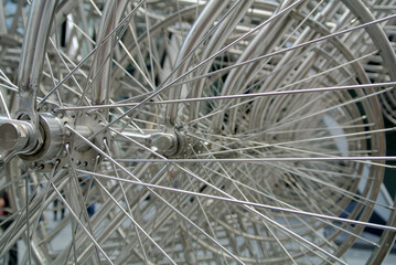Metal frame of bicycle wheel