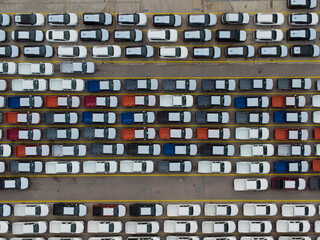 Pattern of cars at the port of Keratsini