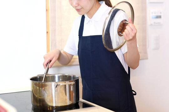610 Best 料理研究家images Stock Photos Vectors Adobe Stock