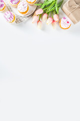 Happy moms day background with cupcakes