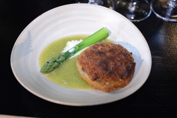 趣向を凝らした美味しいコース料理