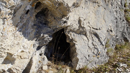 Vista lungo il sentiero a Poggio San Romualdo nelle Marche