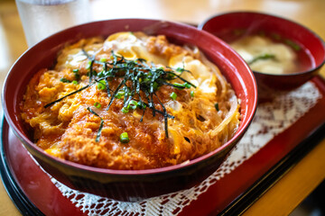 カツ丼　和食イメージ