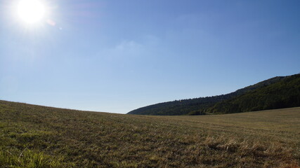 Fototapeta na wymiar Vista dal sentiero a Poggio San Romualdo nelle Marche