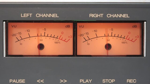 4K: Audio Meter Levels flickering on an old Reel to Reel recorder. Stock Video Clip Footage