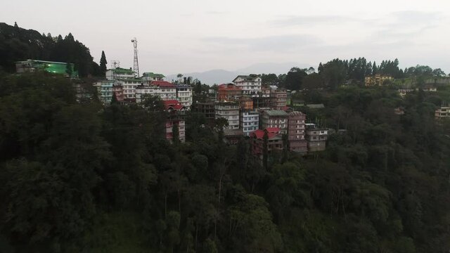 Pelling en Inde dans l' &eacute;tat du Sikkim vue du ciel