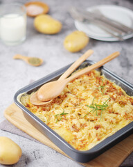 French national potato dish gratin