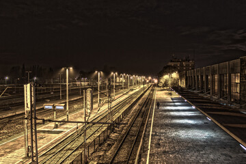 Dworzec nocą, Oświęcim, Polska