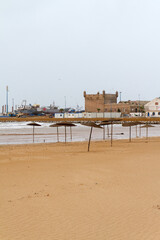 Playa, Beach, Costa o Coast en el pueblo de Esauira o Essaouira en el pais de Marruecos