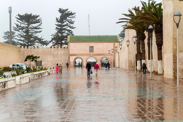 Calle o Street en el pueblo de Esauira o Essaouira en el pais de Marruecos