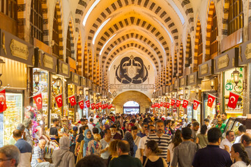 Naklejka premium Bazar de las Especias en la ciudad de Estambul en el pais de Turquia