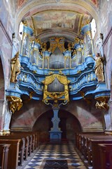 Organy w kosciele, Archiopactwo Ojcow Cystersow i Kosciol Wincentego Kadlubka w Jedrzejowie,