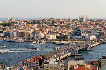Panoramica, Panoramic, Vista o View de la ciudad de Estambul o Istanbul del pais de Turquia o Turkey desde la Torre o Tower Galata