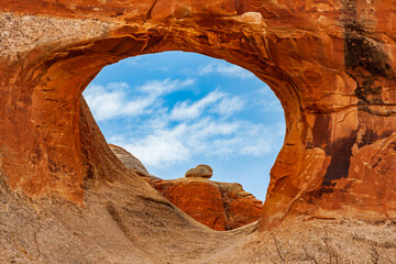 Utah-Arches National Park-Devils Garden-Tunnel Arch