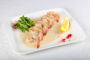 Prawn in cream sauce
