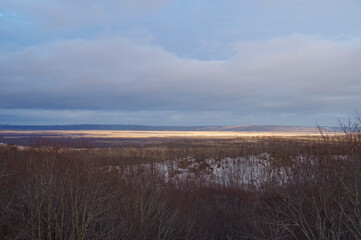夕暮れの広大な釧路湿原