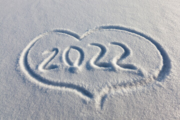 drawn in the winter season, the heart on the snow